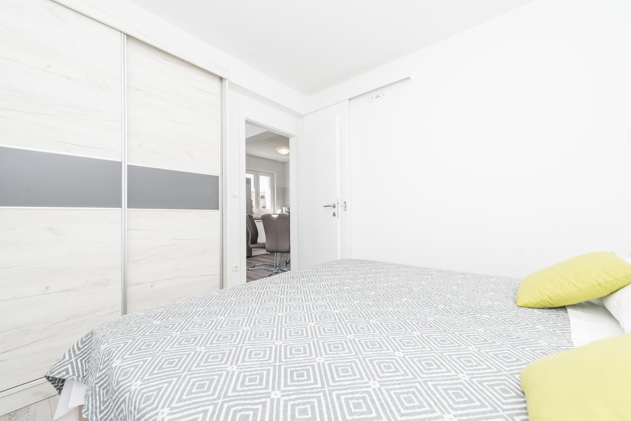Apartments Janice Pakoštane 外观 照片